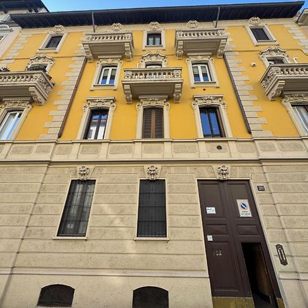 Perugino 20 Apartment Milan Exterior photo
